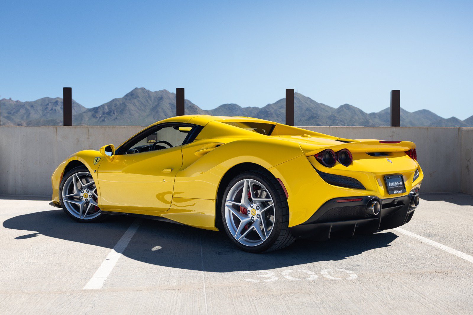 Used 2022 Ferrari F8 Tributo RWD image 7