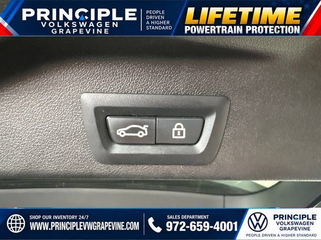 Used 2022 BMW X5 xDrive40i w/ Premium Package AWD/4WD image 31