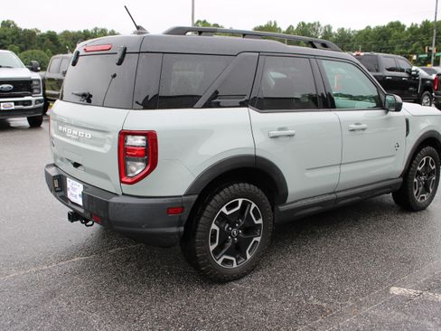 Used 2022 Ford Bronco Sport Outer Banks w/ Tech Package AWD/4WD image 6