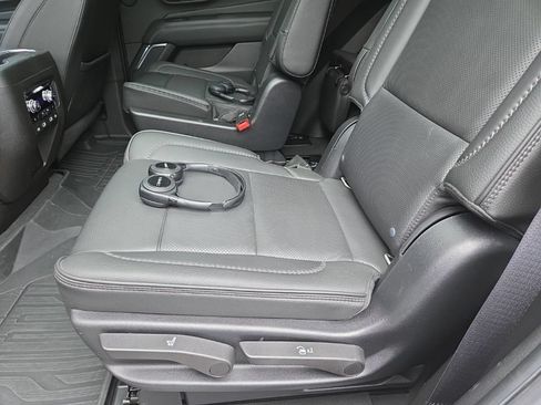 Used 2021 GMC Yukon Denali AWD/4WD image 11