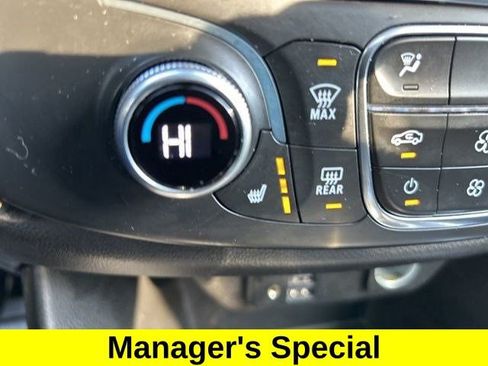 Used 2021 Chevrolet Traverse RS image 31