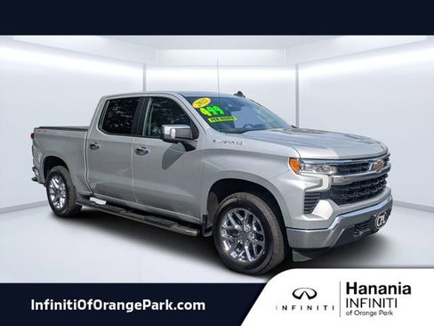 Used 2022 Chevrolet Silverado 1500 LT w/ Safety Package AWD/4WD image 1