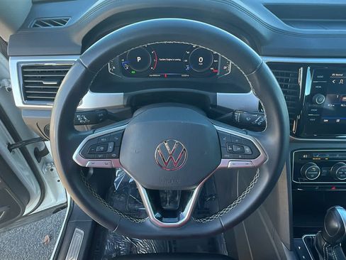 Used 2022 Volkswagen Atlas SE image 18