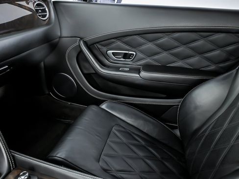 Used 2012 Bentley Continental GT image 36