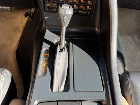 Used 1992 Chevrolet Corvette Coupe image 15