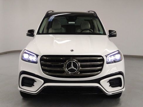 New 2026 Mercedes-Benz GLS 450 4MATIC image 3