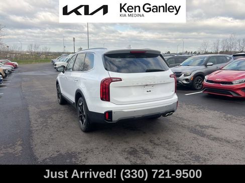 Certified 2023 Kia Telluride S w/ S Sunroof Package image 7