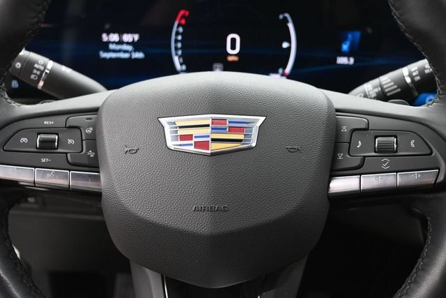 Certified 2024 Cadillac XT4 Premium Luxury AWD/4WD image 26