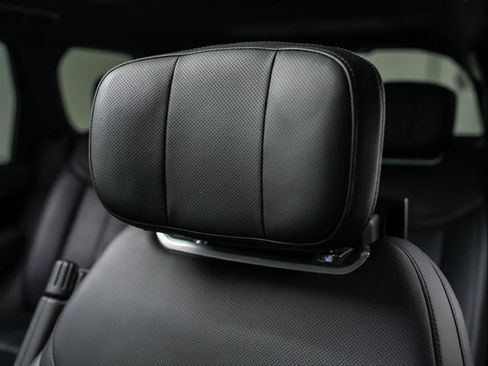 Used 2024 Land Rover Range Rover Autobiography AWD/4WD image 12