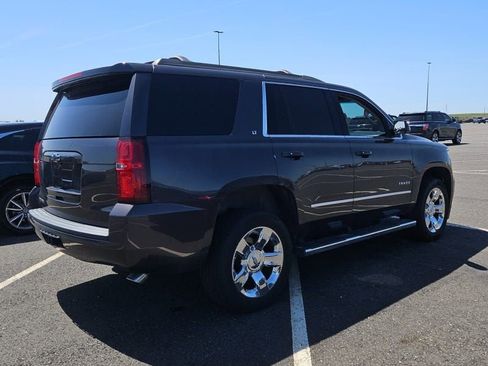 Used 2017 Chevrolet Tahoe LT w/ LT Signature Package AWD/4WD image 4
