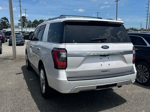 Used 2019 Ford Expedition Platinum AWD/4WD image 2