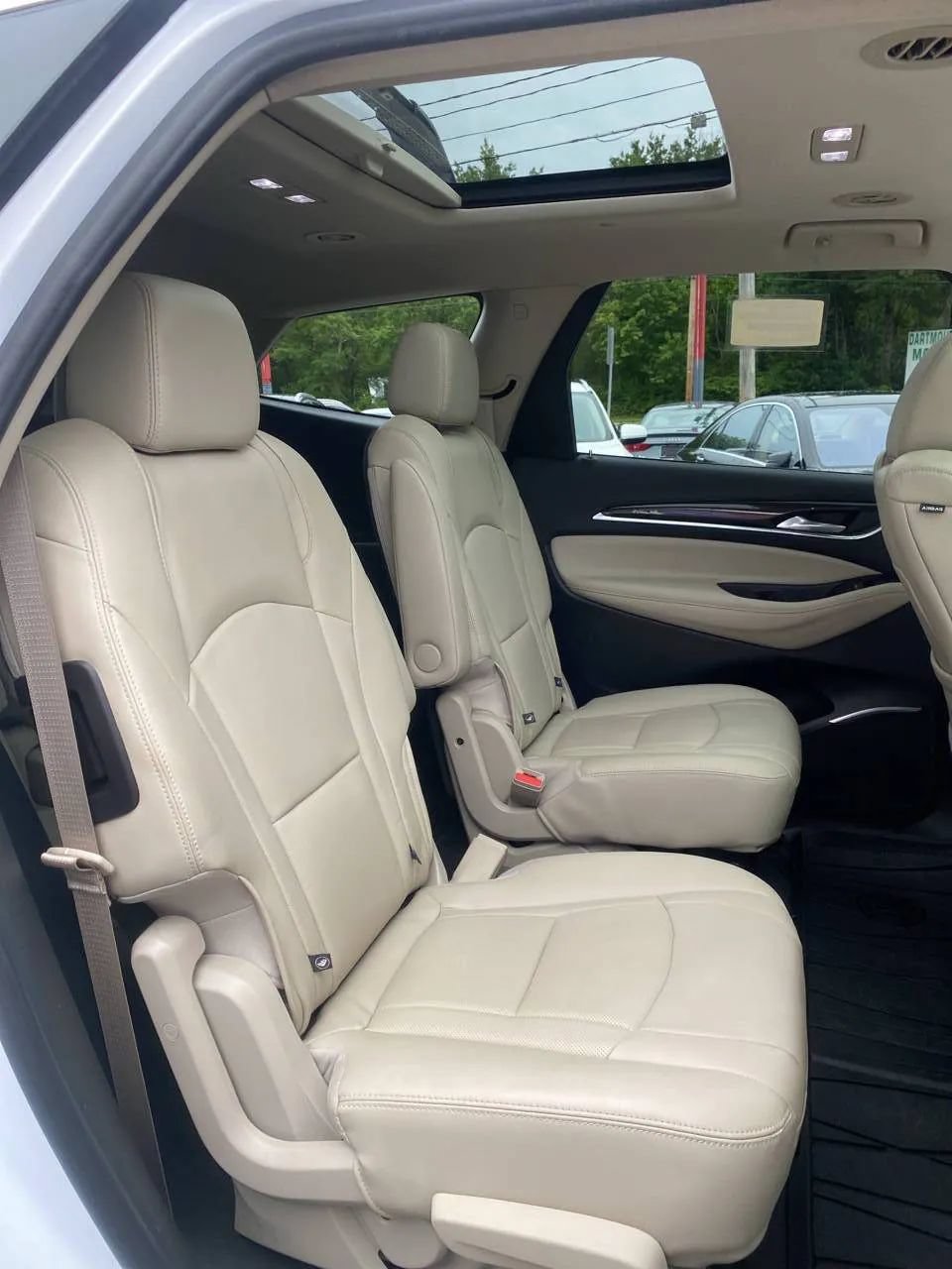 Used 2020 Buick Enclave Premium w/ Sun and Sites Package AWD/4WD image 26