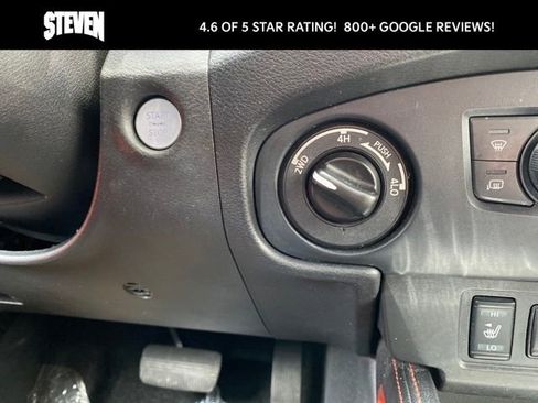 Used 2022 Nissan Frontier PRO-4X image 24