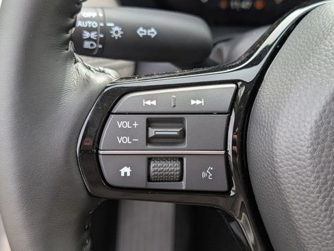 New 2026 Honda HR-V EX-L image 18