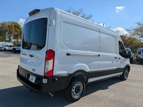 New 2026 Ford Transit 250 148 Medium Roof w/ Load Area Protection Package RWD image 6