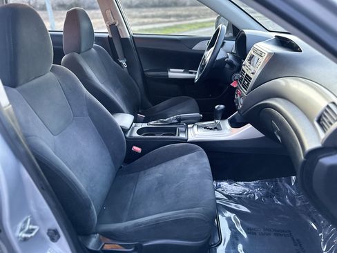 Used 2010 Subaru Impreza 2.5i image 12