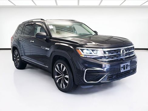 Used 2022 Volkswagen Atlas SEL Premium image 3