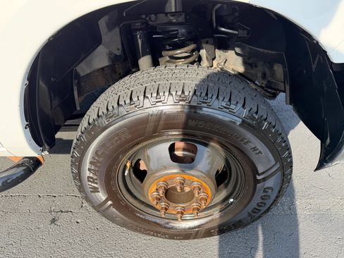 Used 2018 RAM 3500 Tradesman RWD image 12