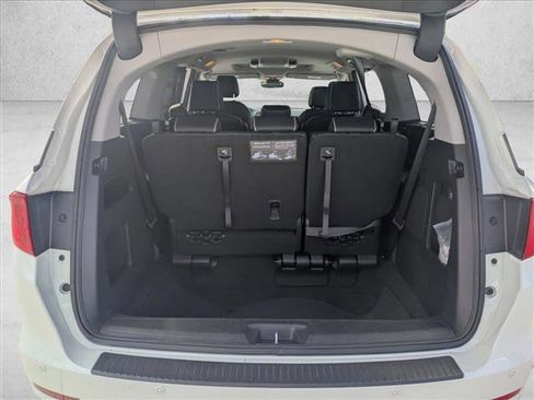 Used 2024 Honda Odyssey Elite image 17