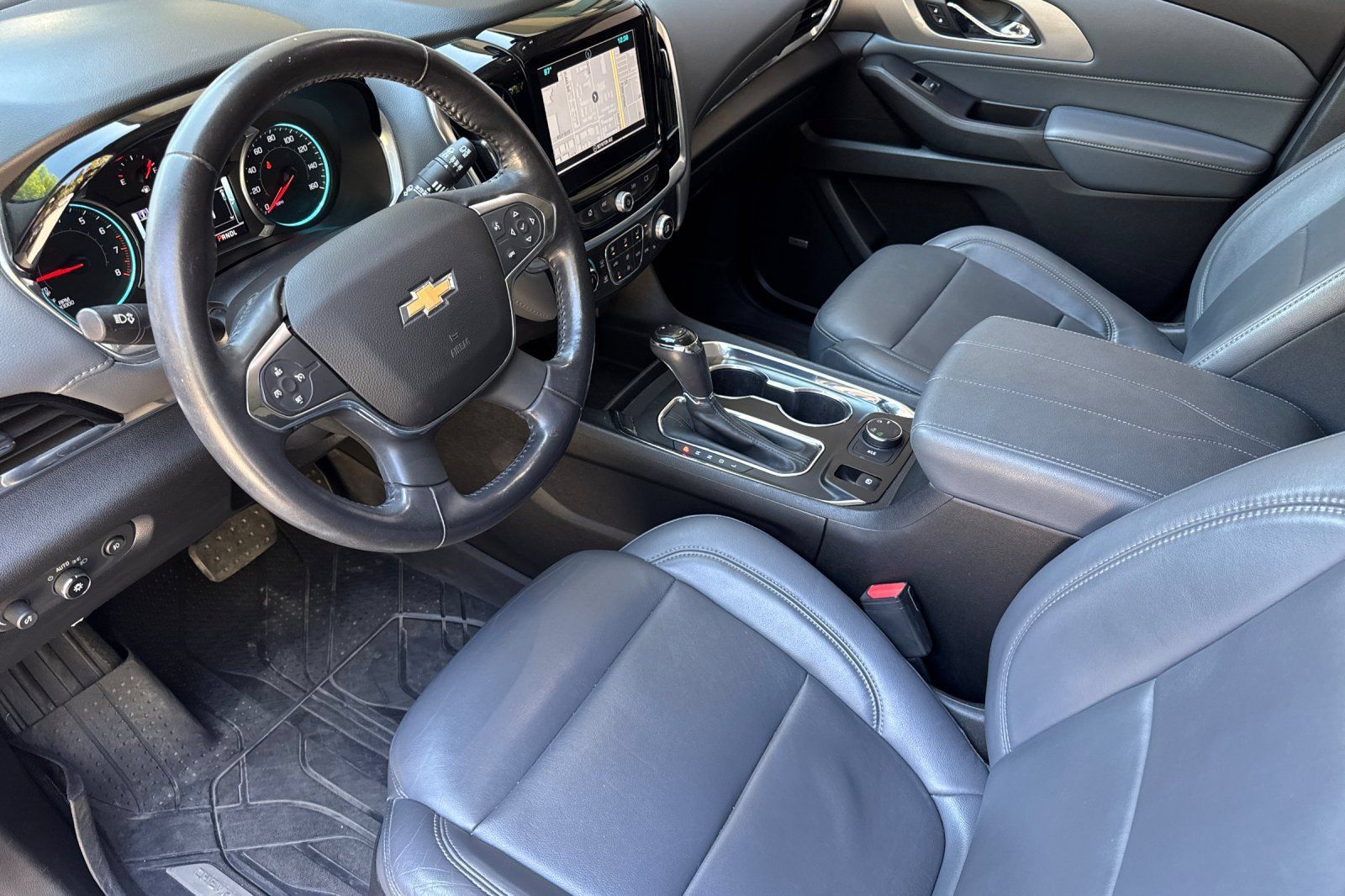 Used 2018 Chevrolet Traverse LT w/ LPO, Floor Liner Package AWD/4WD image 11