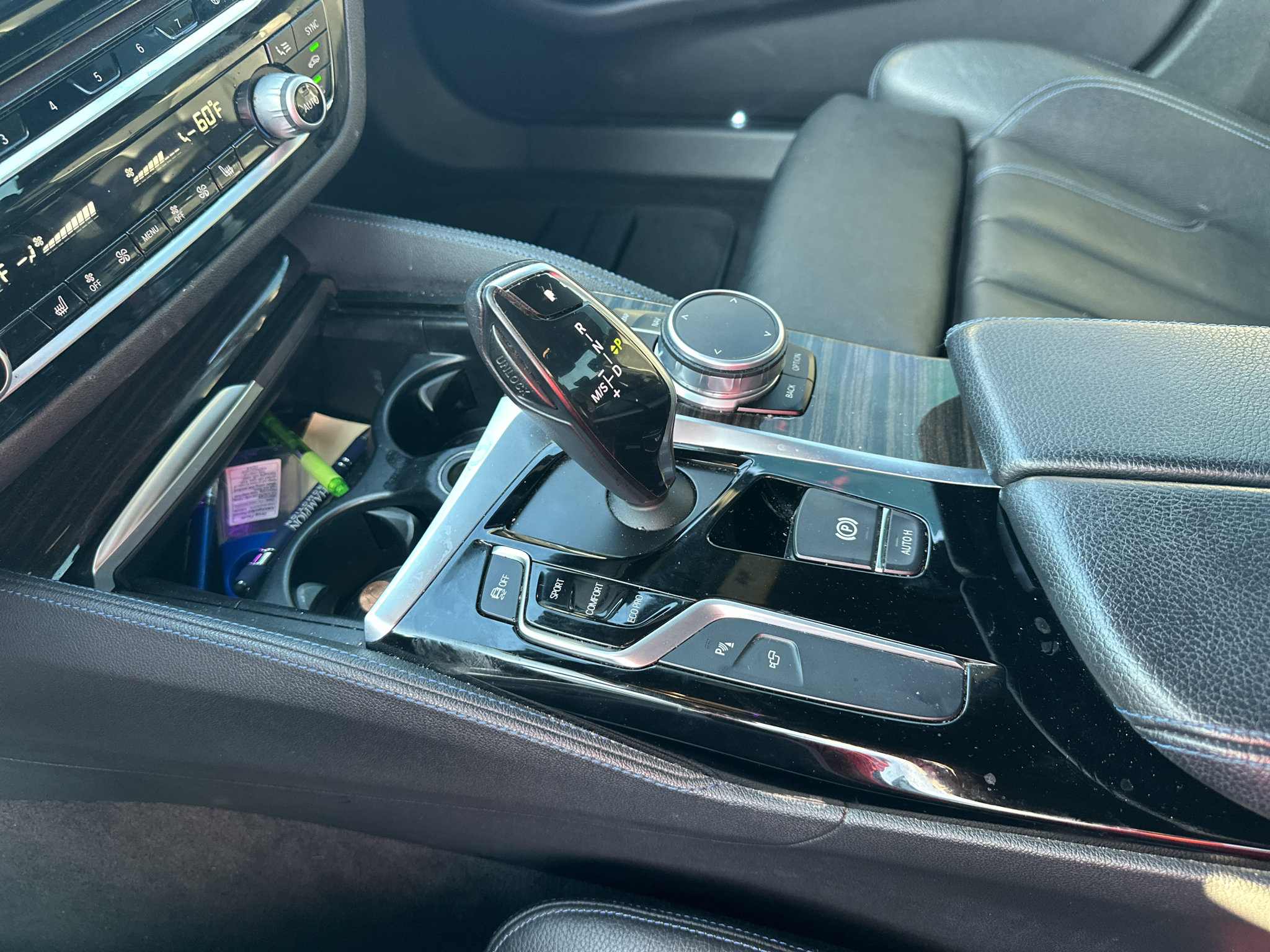 Used 2018 BMW 540i w/ M Sport Package RWD image 7