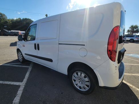 Used 2021 RAM ProMaster City Tradesman SLT image 9