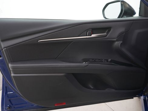 Used 2025 Toyota Camry LE image 19