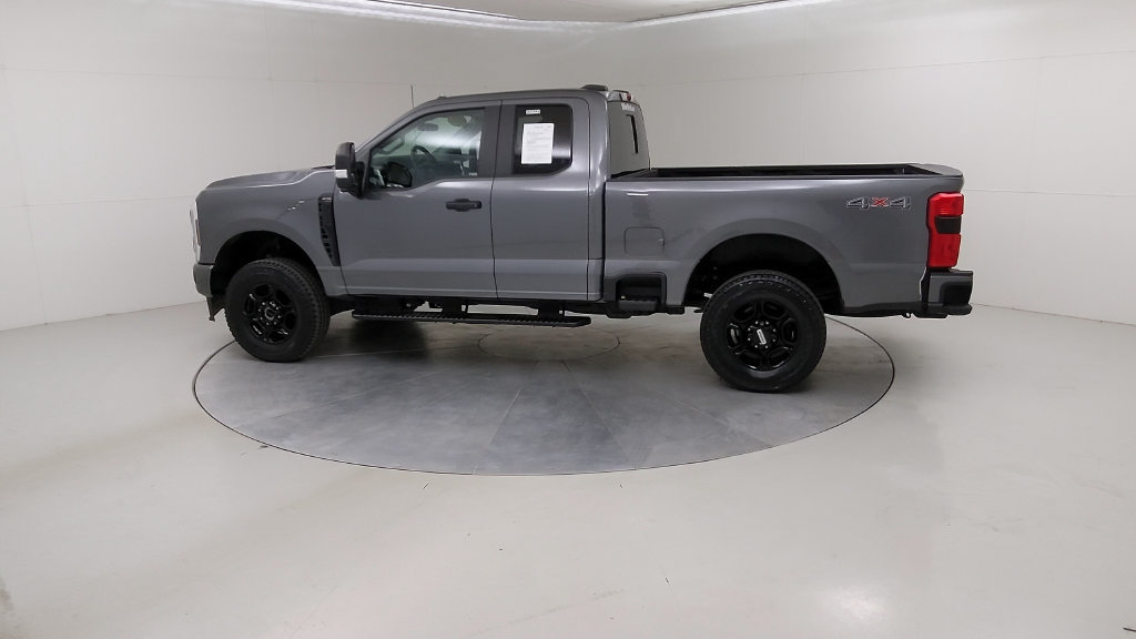 Certified 2024 Ford F350 XL w/ STX Appearance Package AWD/4WD image 17