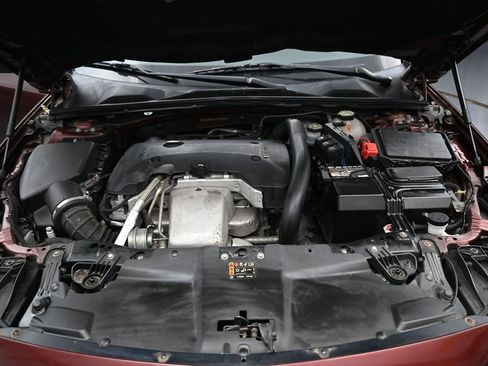 Used 2018 Buick Regal Essence w/ Driver Confidence Package #1 image 39