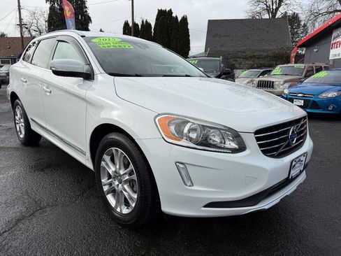 Used 2015 Volvo XC60 T5 Premier image 3