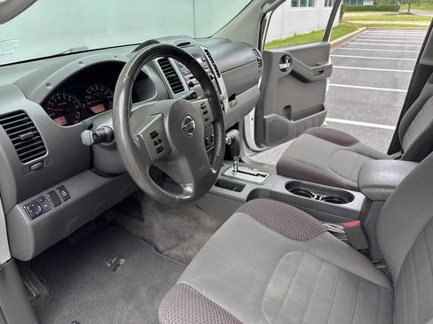 Used 2010 Nissan Xterra Off-Road w/ Protection Pkg A AWD/4WD image 17