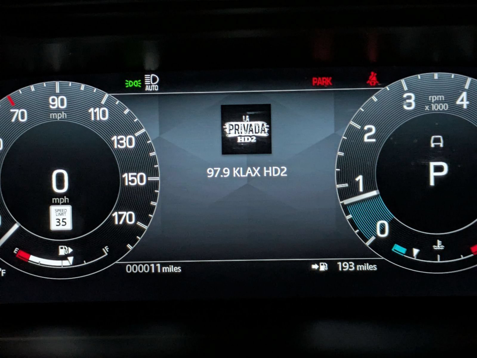 New 2026 Land Rover Discovery Sport Landmark AWD/4WD image 18