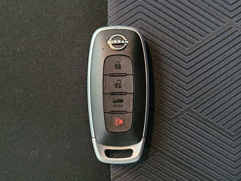 Used 2024 Nissan Versa SV w/ Trunk Package image 32