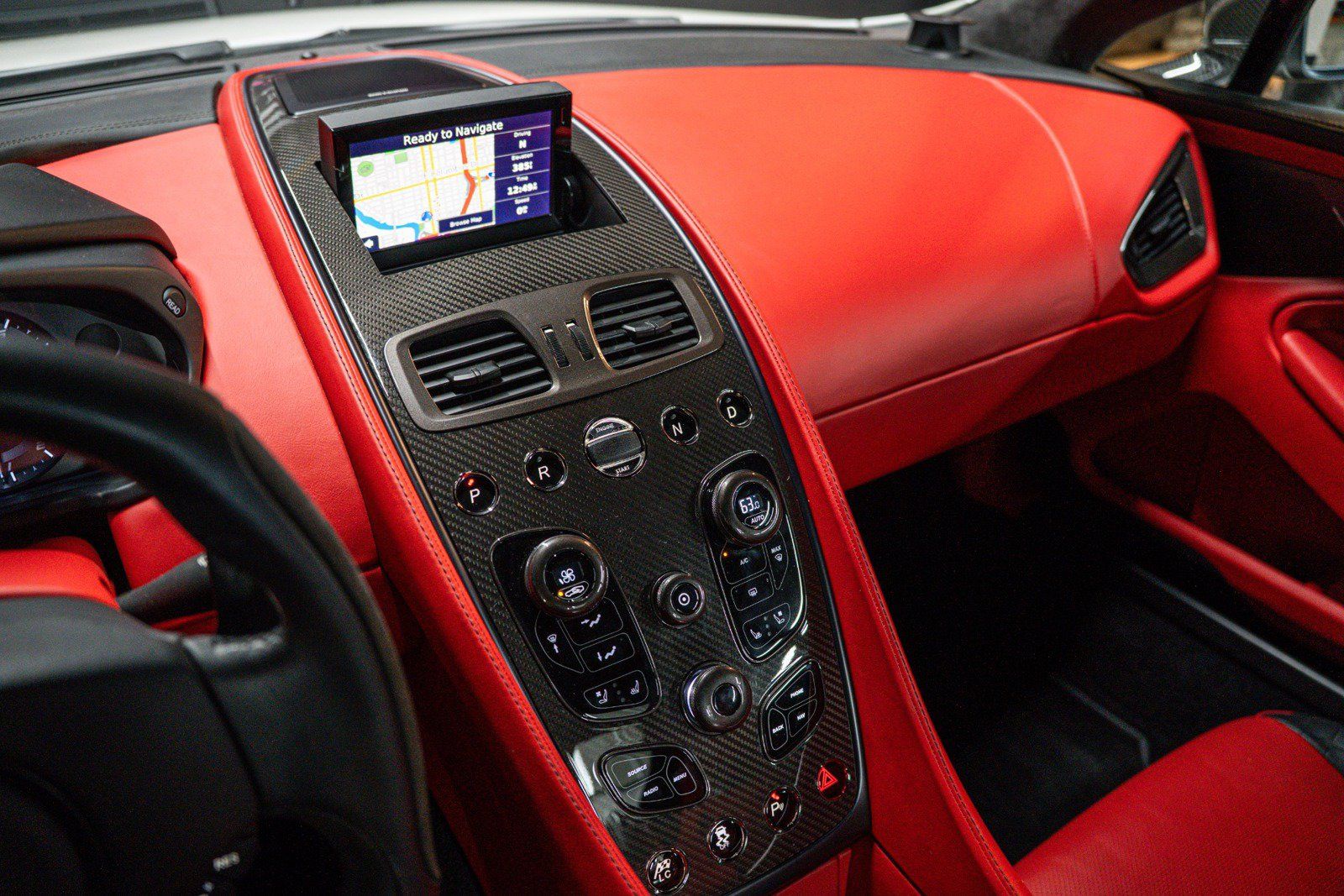 Used 2014 Aston Martin Vanquish Coupe RWD image 7