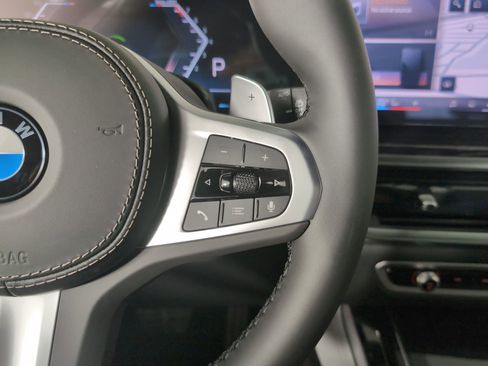 Used 2026 BMW X5 sDrive40i image 27