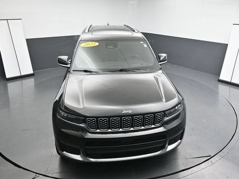 Used 2023 Jeep Grand Cherokee L Summit AWD/4WD image 16