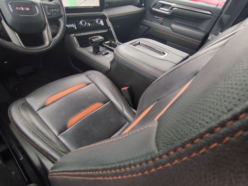 Used 2022 GMC Sierra 1500 AT4 w/ AT4 Preferred Package AWD/4WD image 22