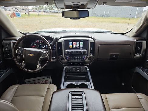 Used 2018 Chevrolet Silverado 1500 LTZ Z71 AWD/4WD image 16