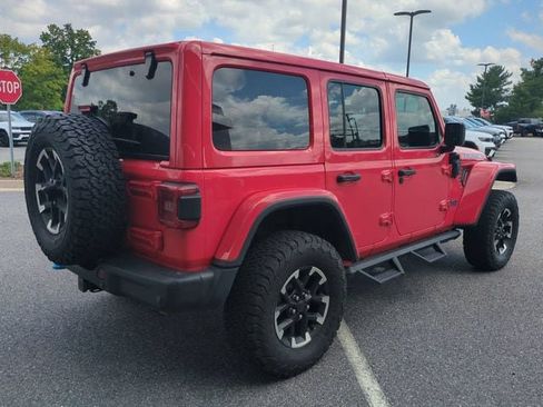 Used 2025 Jeep Wrangler Unlimited Rubicon 4xe AWD/4WD image 4