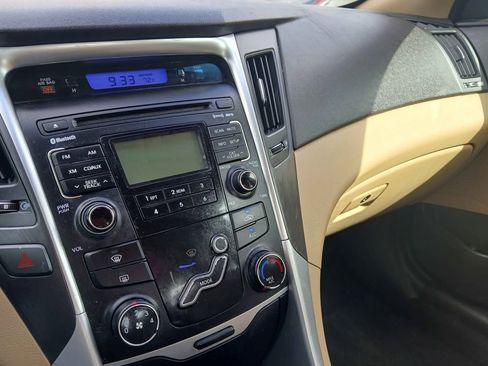 Used 2011 Hyundai Sonata GLS image 10