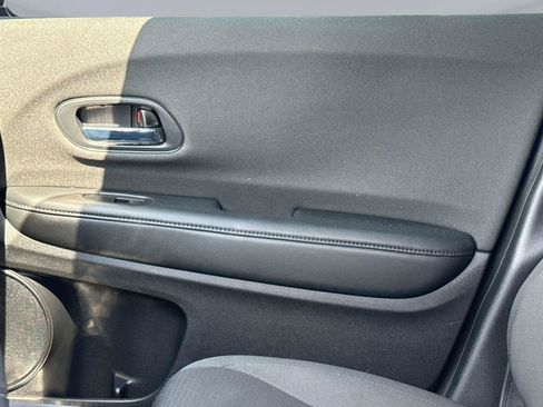 Certified 2022 Honda HR-V Sport image 20