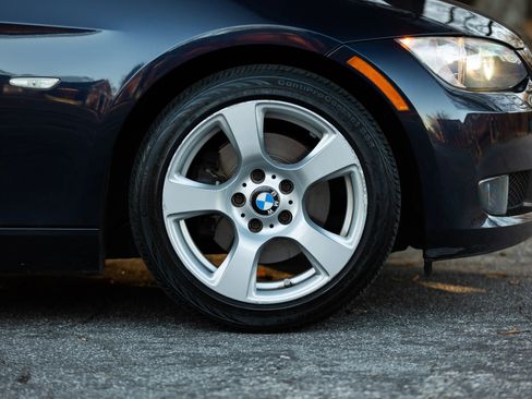 Used 2009 BMW 328i Convertible image 14