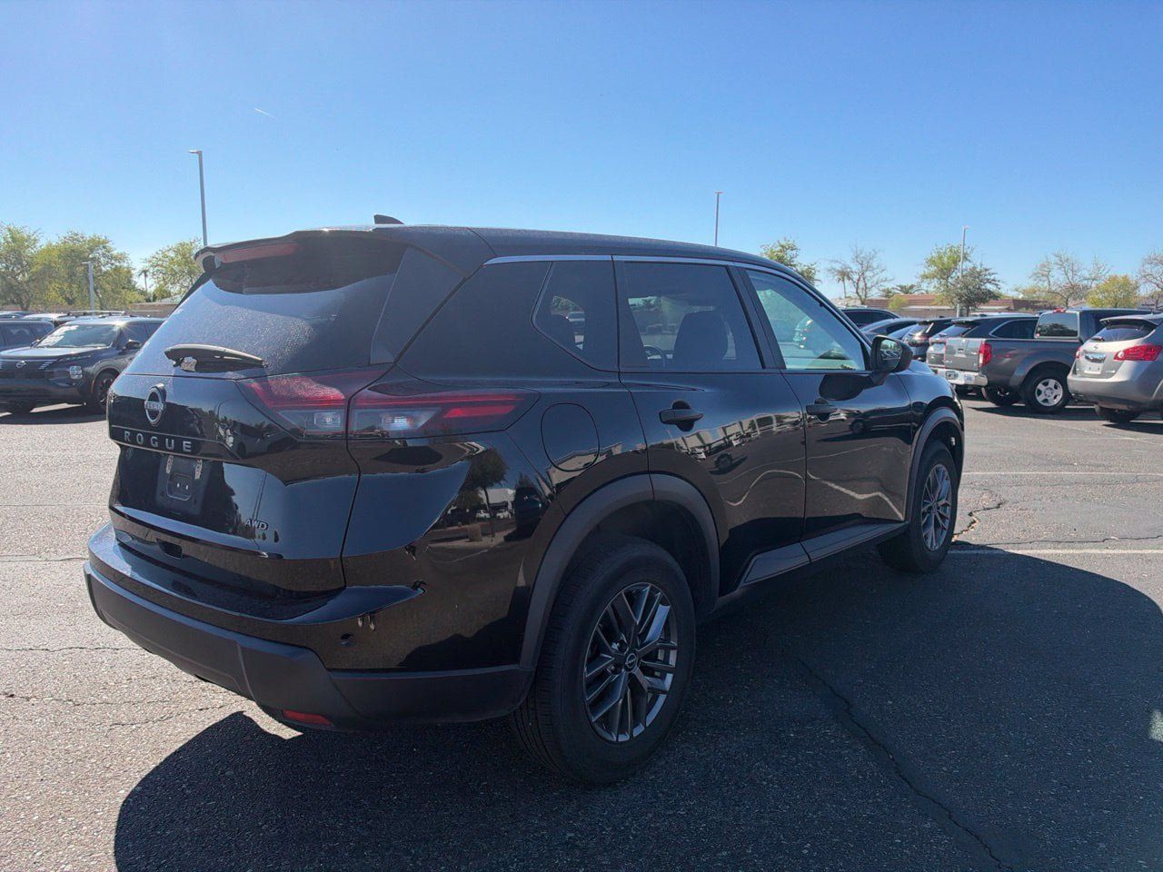 Certified 2024 Nissan Rogue S AWD/4WD image 5