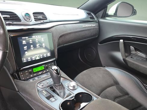Used 2018 Maserati GranTurismo Sport image 38