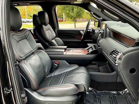 Used 2023 Lincoln Navigator Black Label image 28