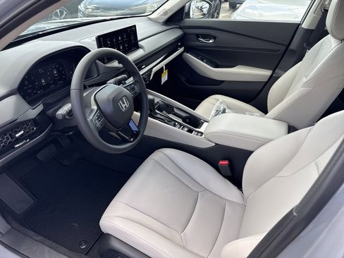 New 2025 Honda Accord EX-L image 12