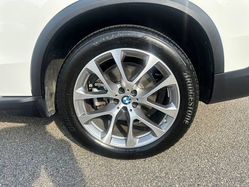 Used 2026 BMW X5 xDrive40i AWD/4WD image 15