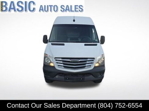 Used 2017 Freightliner Sprinter 2500 image 10