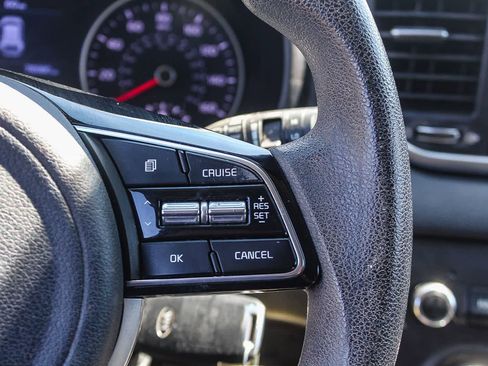 Used 2020 Kia Sportage LX AWD/4WD image 32