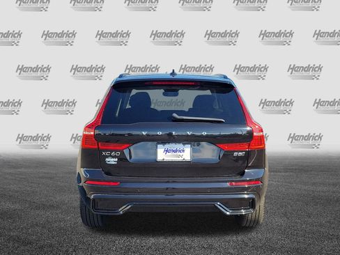 Certified 2025 Volvo XC60 B5 Plus w/ Climate Package image 8